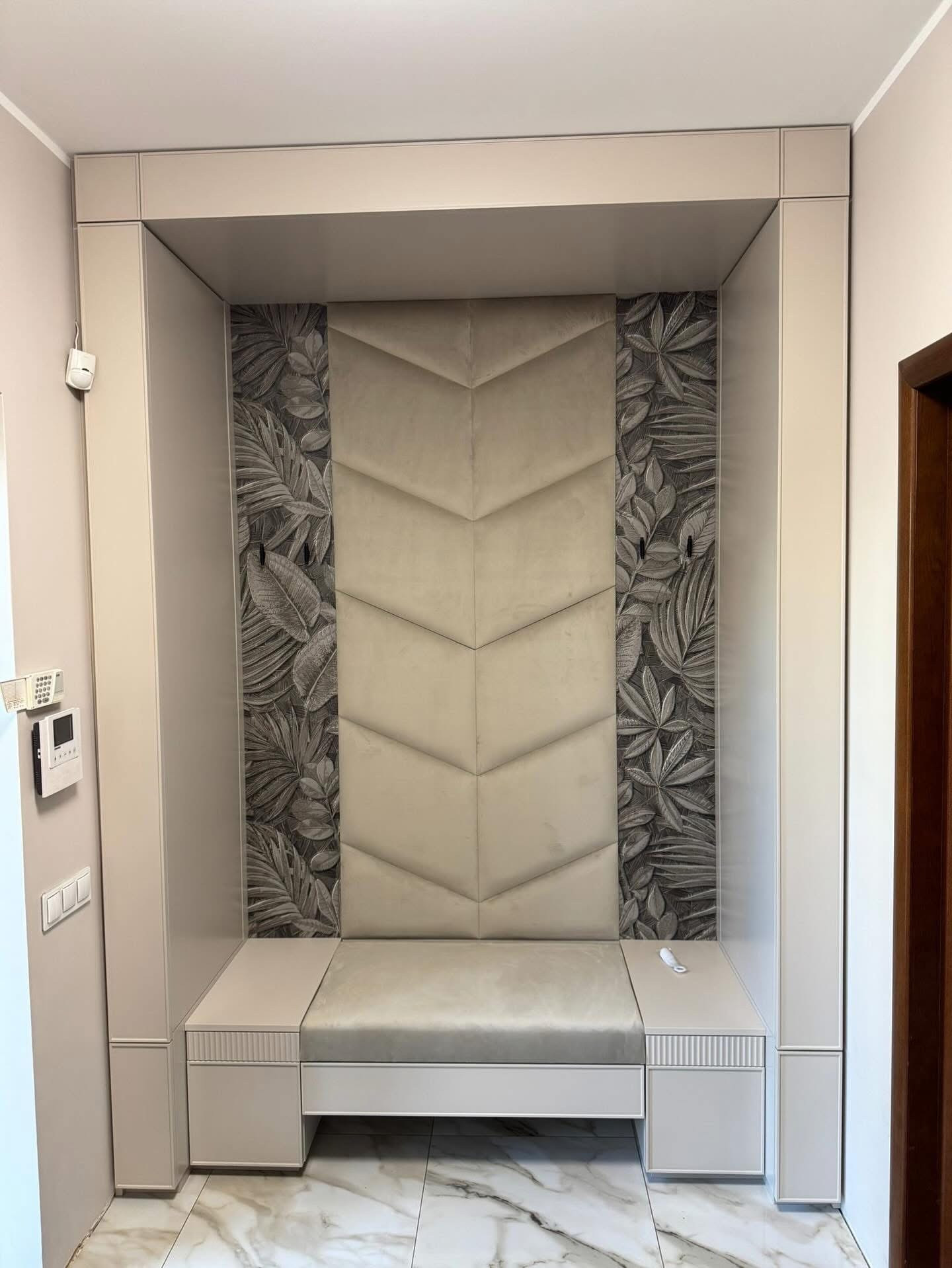 Hallway furniture with upholstered bench